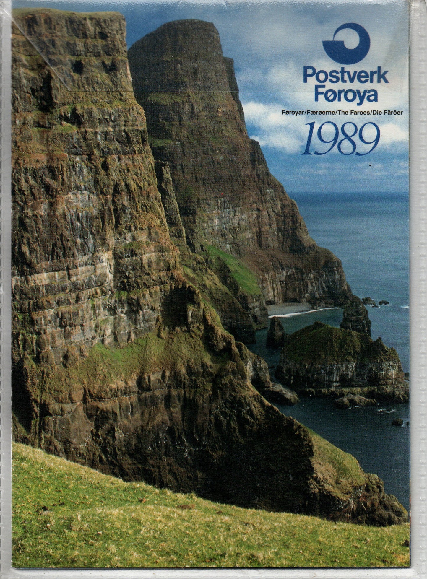 1989 Faroe Islands unopened 1989 Yearbook. Mint and complete