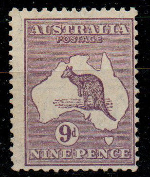 Australia 1929-30 9d Violet SG108 Mounted Mint (1038)