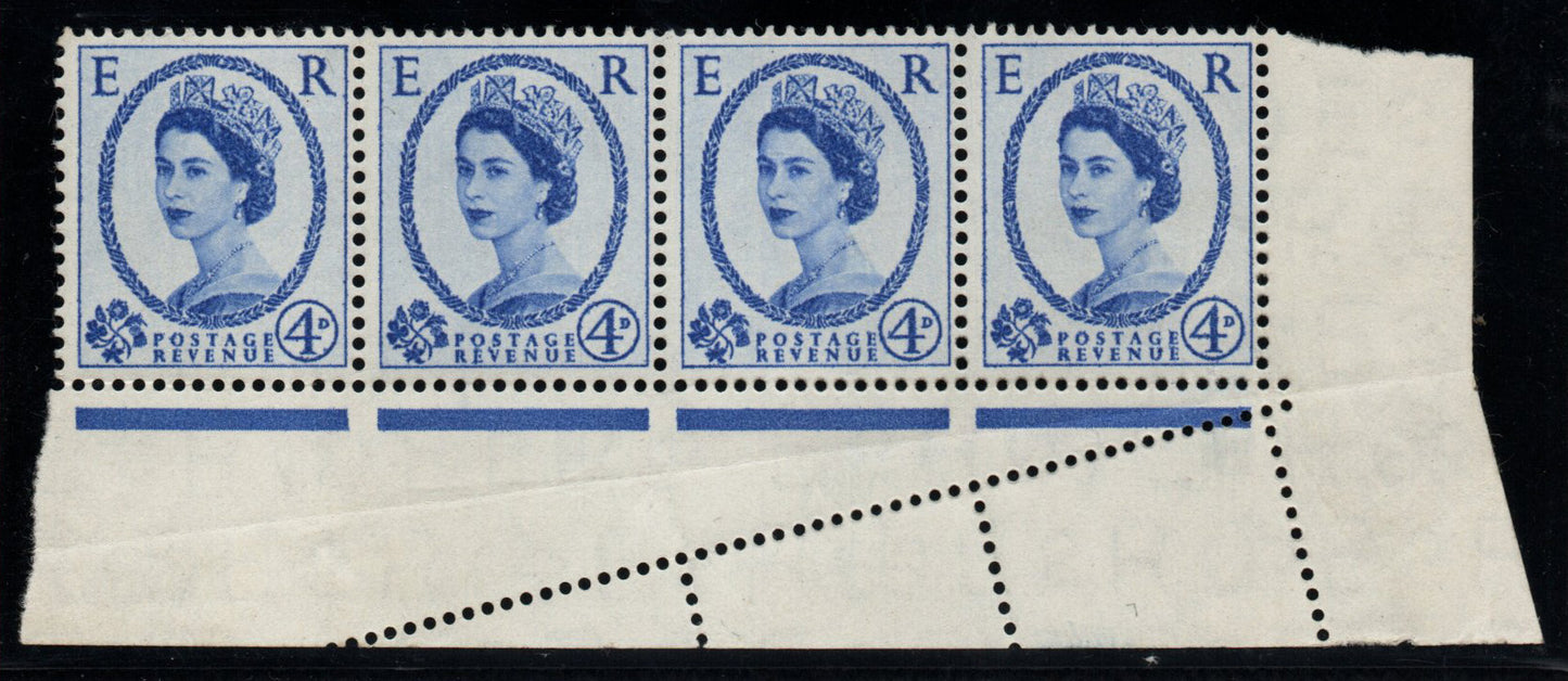 GB QEII 1955 St Edws Crown 4d Ultramarine strip of 4 with corner fold Error(1322)