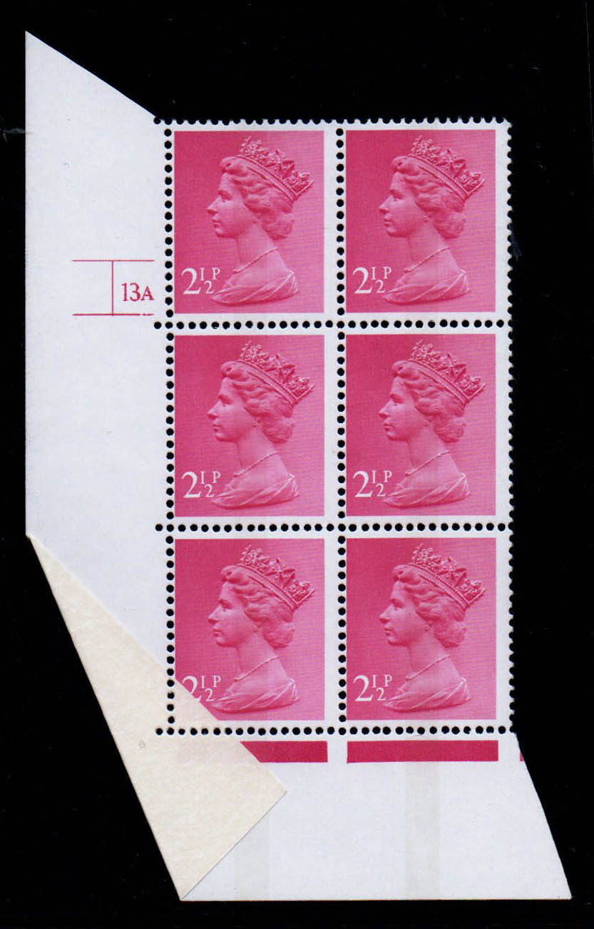 1971 GB SG856 2½p Magenta CB Cylinder 13A Block of 6 with corner fold U/M