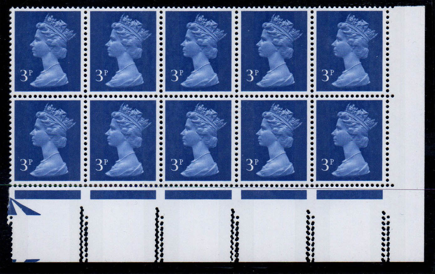 1971 GB SG855 3p Ultramarine 2B Machin Perforation encroachment Block of 10 U/M