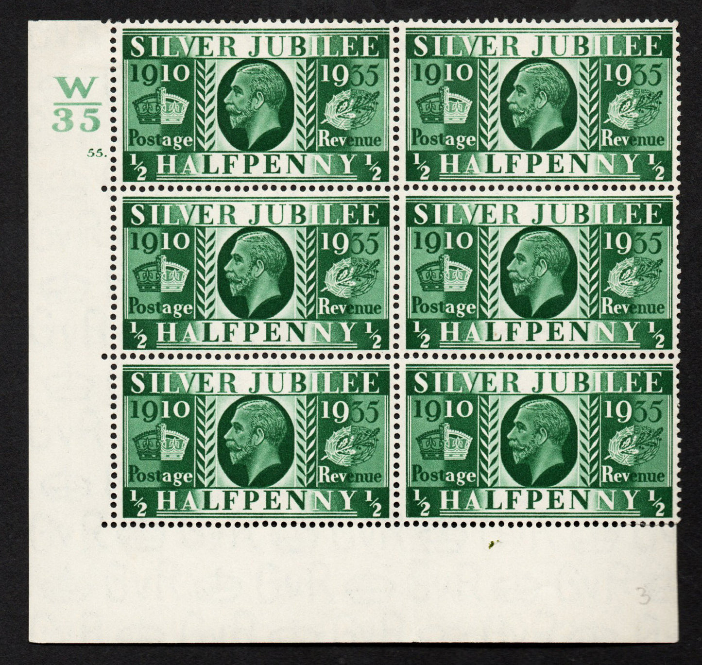 GB 1935 KEVIII SG453 ½d Cylinder 55 dot, Control W/35 Block of 6, Perf 5, MM top two stamps