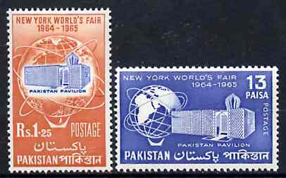 Pakistan 1964 New York World's Fair set of 2 unmounted mint, SG 213-14*