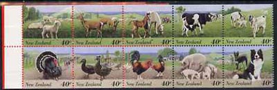 Booklet - New Zealand 1995 Farmyard Animals $4.00 booklet complete & pristine containing pane of 10 stamps, SG SB75