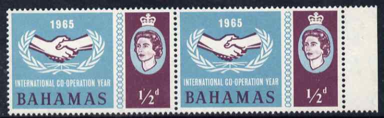 Bahamas 1965 International Co-operation Year 1/2d horiz pair, one stamp with 'Broken Leaves' variety unmounted mint