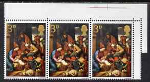 GB Great Britain 1967 Christmas 3d (Adoration by School of Seville) corner strip of 3 with double strike of perf comb at right unmounted mint SG 756var