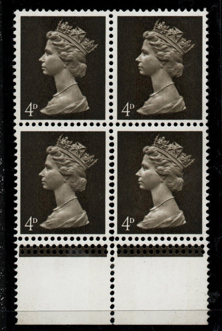 GB QEII 1967 4d marginal block of 4 with TWO additional Strikes of comb