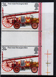 1974 GB SG950 3½p Bi-Centenary Vert  Gutter Pair showing Red Blade Flaw U/M (A249)