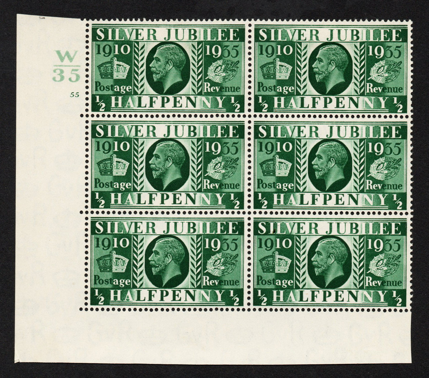 GB 1935 KEVIII SG453 ½d Cylinder 55 no dot, Control W/35 Block of 6, Perf 5, MM top two stamps