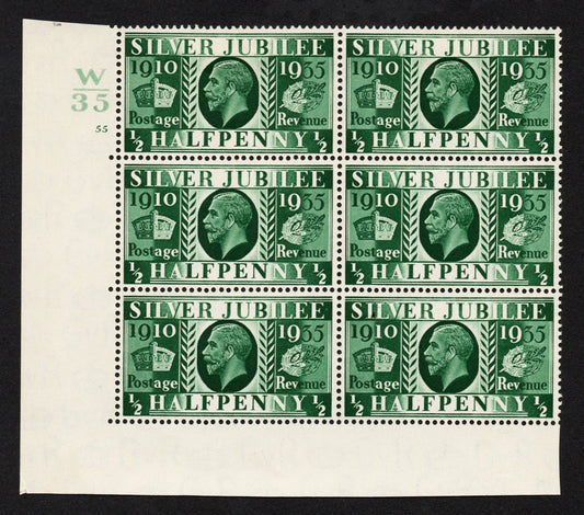 GB 1935 KEVIII SG453 ½d Cylinder 55 no dot, Control W/35 Block of 6, Perf 5, MM top two stamps
