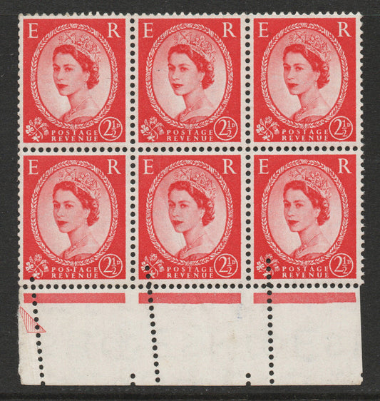 GB QEII 1955 SG544 2½d Carmine Block of 6 with Perforation encroachment error Unmounted Mint&nbsp;