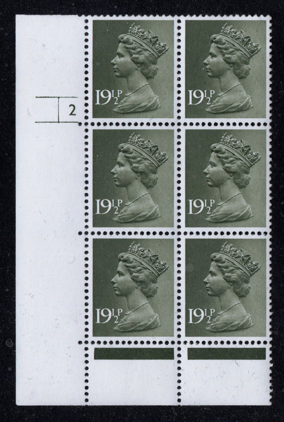 GB &nbsp;QEII 1982 SG X957 19½p Olive-grey. Cylinder 2 No Dot block of 6 U/M MNH