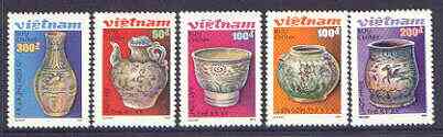 Vietnam 1989 Pottery perf set of 5 values unmounted mint, SG 1321-25