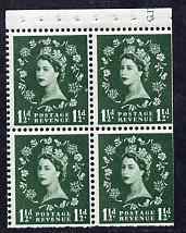 GB Great Britain 1961 Wilding Crowns 1.5d phos booklet pane of 4 with cyl G17, unmounted mint with trimmed perfs but rare