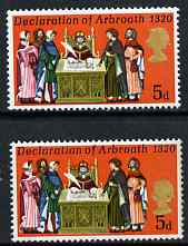 GB Great Britain 1970 Anniversaries 5d Declaration of Arbroath with superb downwards misplacement of Queen's Head by 6mm plus normal, both unmounted mint